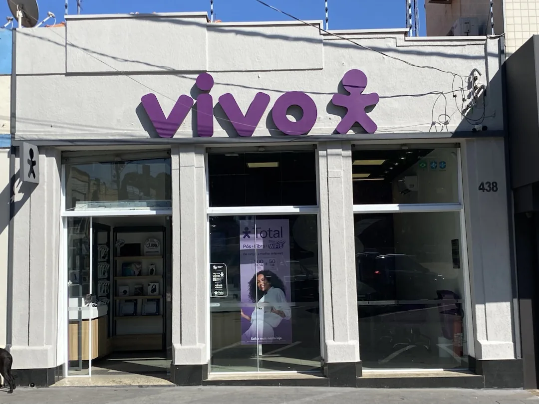 Fachada da loja Vivo Descalvado