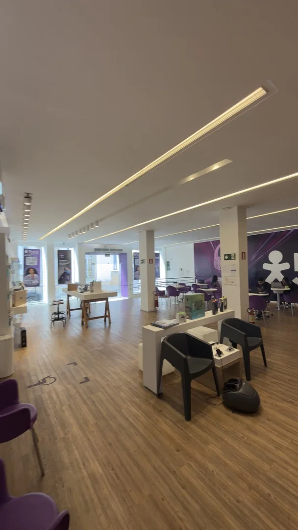 Dentro da loja São João del Rei · Centro